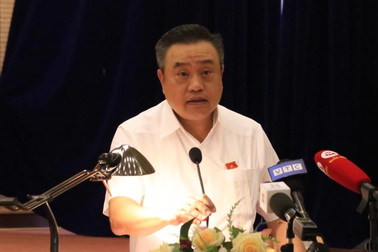 Chủ tịch Hà Nội: Ai bị bắt đều có "ting ting", Covid "ting ting" nhiều lắm