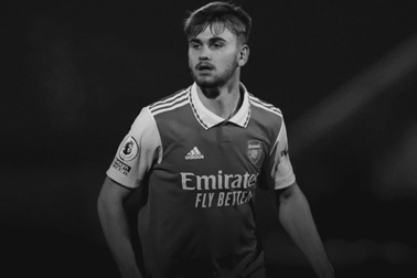 Cựu cầu thủ Arsenal qua đời ở tuổi 21 sau va chạm kinh hoàng trên sân
