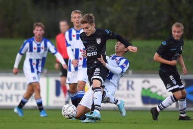 Văn Hậu đá chính, đội trẻ Heerenveen hòa trận thứ 2 liên tiếp