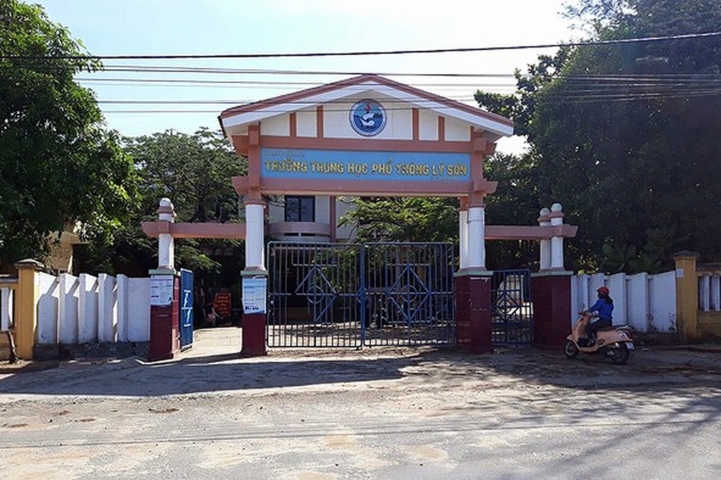 Gỡ khó cho học sinh huyện đảo Lý Sơn thi trượt lớp 10 - 1 Gỡ khó cho học sinh huyện đảo Lý Sơn thi trượt lớp 10 - 1