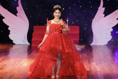 Tài năng nhí Ngọc Diệp và Bảo Chi giành ngôi Quán quân Angel Baby