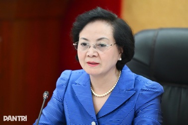 Thiết kế hệ thống tiền lương, phụ cấp với công chức để trình Bộ Chính trị