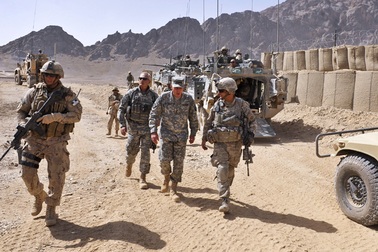 Lính Mỹ bị "cơ quan chủ quản" đòi nợ