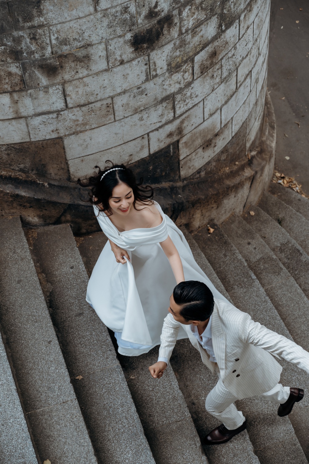Khánh Thi - Phan Hiển kể lại thời bị gia đình ngăn cấm, phải lén lút hẹn hò - 2 Khánh Thi - Phan Hiển kể lại thời bị gia đình ngăn cấm, phải lén lút hẹn hò - 2