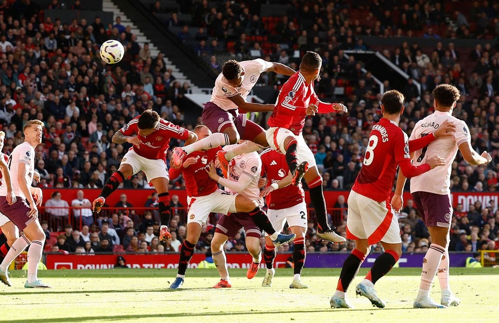 Garnacho, Hojlund giúp Man Utd ngược dòng thắng Brentford - 2