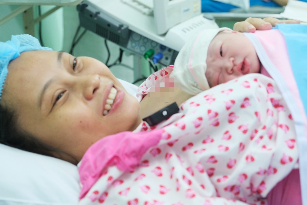 Hơn 10 thiên thần nhí chào đời lúc 0h ngày đầu năm mới 2024 ở TPHCM - 2 Hơn 10 thiên thần nhí chào đời lúc 0h ngày đầu năm mới 2024 ở TPHCM - 2