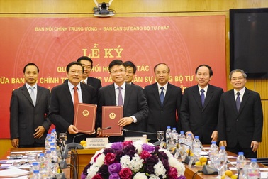 Ban Nội chính Trung ương và Bộ Tư pháp phối hợp phòng chống tham nhũng
