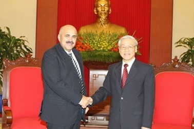 Tổng Bí thư tiếp Chủ tịch UB Bảo vệ Cách mạng Cuba