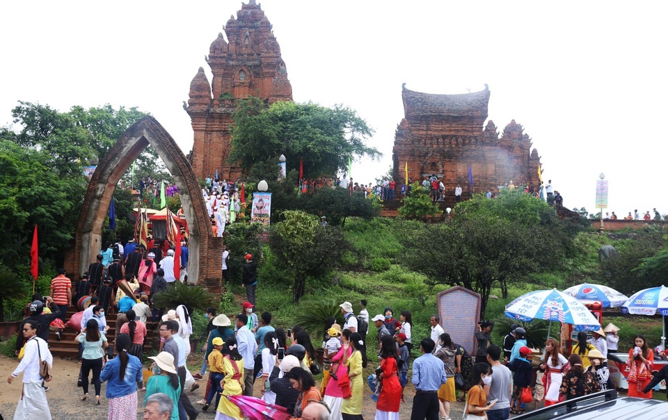 Đồng bào Chăm Ninh Thuận vui đón Lễ hội Katê - 2 Đồng bào Chăm Ninh Thuận vui đón Lễ hội Katê - 2