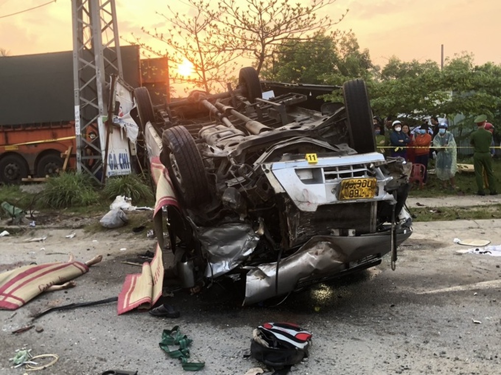 Vụ tai nạn 8 người chết ở Quảng Nam: Chuyến xe định mệnh của 2 mẹ con - 3 Vụ tai nạn 8 người chết ở Quảng Nam: Chuyến xe định mệnh của 2 mẹ con - 3