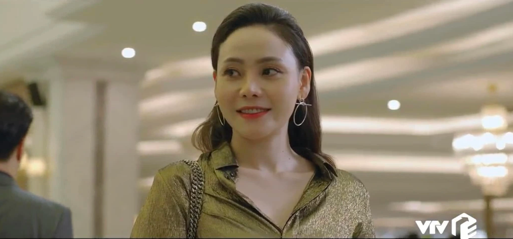 Diễn viên Huyền Trang tiết lộ điều không ngờ về cảnh nóng với Việt Anh - 1 Diễn viên Huyền Trang tiết lộ điều không ngờ về cảnh nóng với Việt Anh - 1