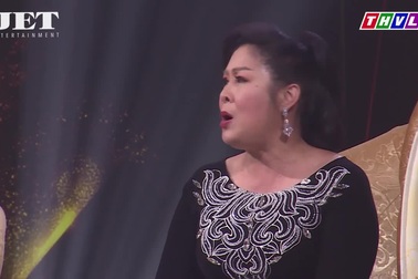 NSND Hồng Vân và NSƯT Kim Tử Long tranh cãi về quan niệm hạnh phúc trong hôn nhân.