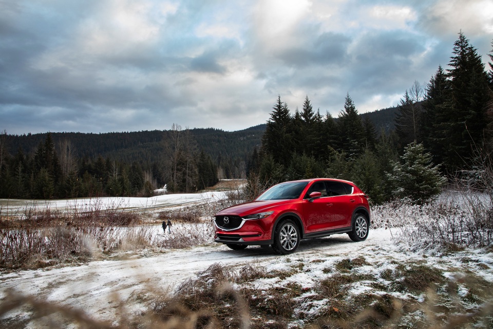Lễ 30/4: Mazda ưu đãi lớn lên đến 120 triệu đồng - 2 Lễ 30/4: Mazda ưu đãi lớn lên đến 120 triệu đồng - 2