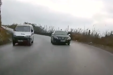 Lái xe nhanh có phải là tài xế giỏi?