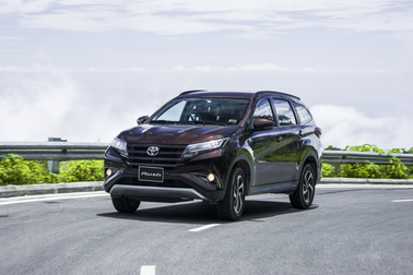 Interactive- Đánh giá Toyota Rush 2020: SUV đa năng giá 668 triệu