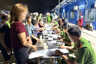 Kiểm tra khu nhà ở, phát hiện 19 công nhân dương tính ma túy