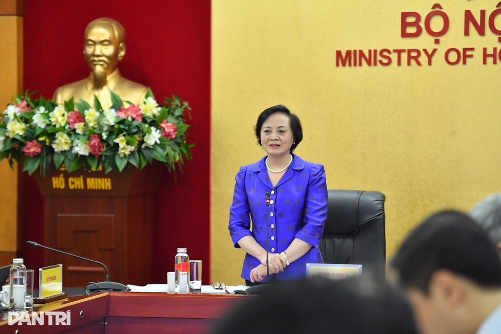 Tiên phong đưa cán bộ về tỉnh, Bộ trưởng nhấn mạnh tinh thần người Nội vụ - 2 Tiên phong đưa cán bộ về tỉnh, Bộ trưởng nhấn mạnh tinh thần người Nội vụ - 2