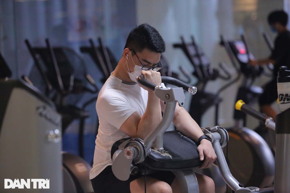Nhiều phòng gym ở Hà Nội rón rén mở cửa, hạn chế nhận học viên mới - 12 Nhiều phòng gym ở Hà Nội rón rén mở cửa, hạn chế nhận học viên mới - 12