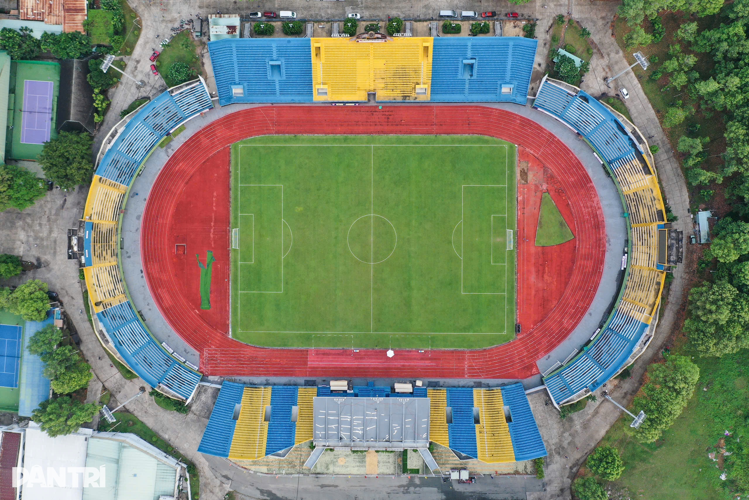 View - Mặt cỏ sân Gò Đậu xanh mướt, tuyển Việt Nam sẵn sàng gặp Campuchia và Lào | Báo Dân trí