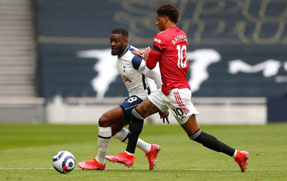 Tottenham 1-3 Man Utd: Màn lội ngược dòng phục hận tuyệt vời - 16 Tottenham 1-3 Man Utd: Màn lội ngược dòng phục hận tuyệt vời - 16