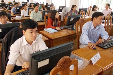 Thi tuyển cán bộ - công chức: Còn gửi gắm còn mất niềm tin