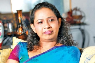 Bộ trưởng Y tế Sri Lanka mất chức vì ủng hộ dùng "thần dược" chữa Covid-19