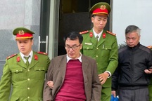 Hoãn xử phúc thẩm cựu Cục phó Trần Hùng do vắng bị cáo và nhân chứng