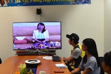 Phụ nữ Việt lấy chồng Hàn được tài trợ về Việt Nam miễn phí