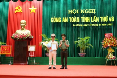Công an An Giang có tân Phó Giám đốc 48 tuổi