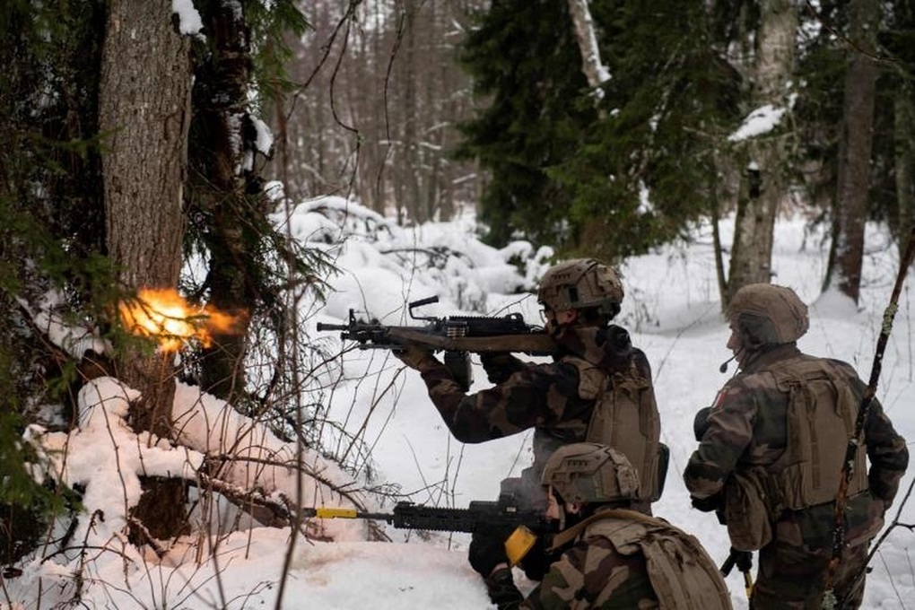 NATO lên dây cót cho cuộc chiến với Nga - 1 NATO lên dây cót cho cuộc chiến với Nga - 1