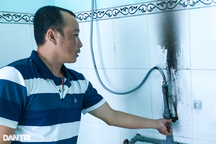 Công an gắn camera tìm nguyên nhân đồ đạc trong nhà dân tự bốc cháy