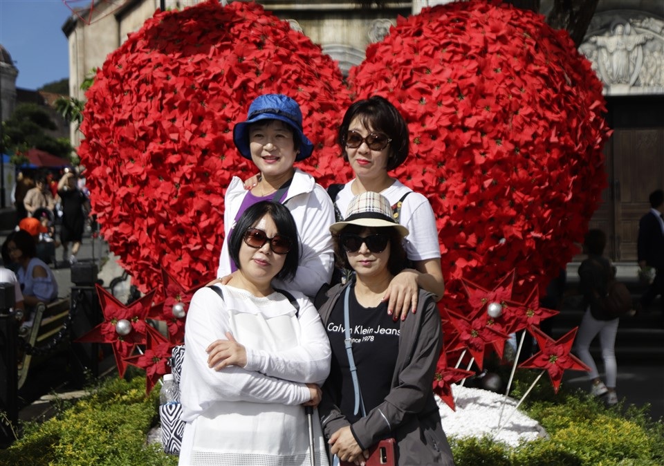 Mùa đông này, Bà Nà có cả một khung trời Âu đẹp mê mải - 5