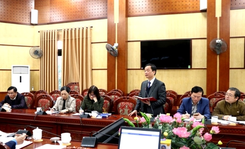 Theo dõi, giám sát sức khỏe các chuyên gia, lao động người nước ngoài - 3 Theo dõi, giám sát sức khỏe các chuyên gia, lao động người nước ngoài - 3