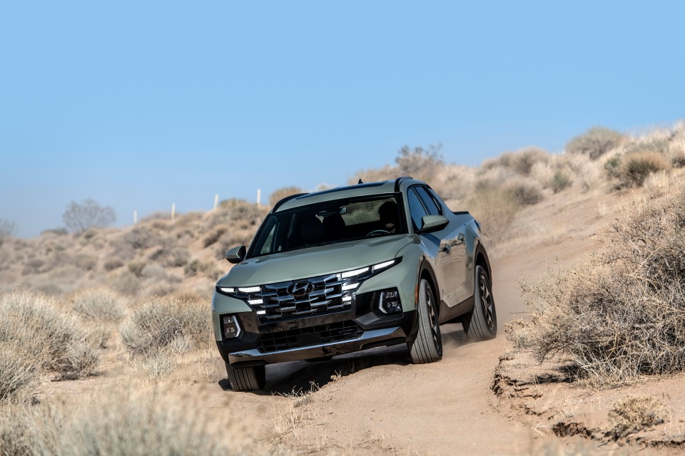 Hyundai Santa Cruz trình làng, giống như phiên bản bán tải của Tucson - 8 Hyundai Santa Cruz trình làng, giống như phiên bản bán tải của Tucson - 8