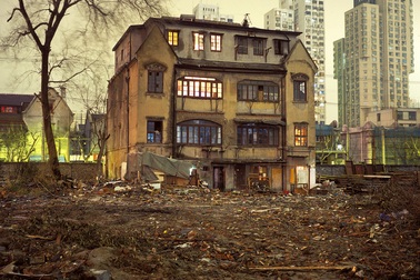 Vẻ đẹp bí ẩn của những công trình bỏ hoang trên khắp thế giới