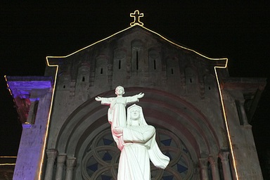 Chùm ảnh đón Noel ở nhà thờ Cửa Bắc