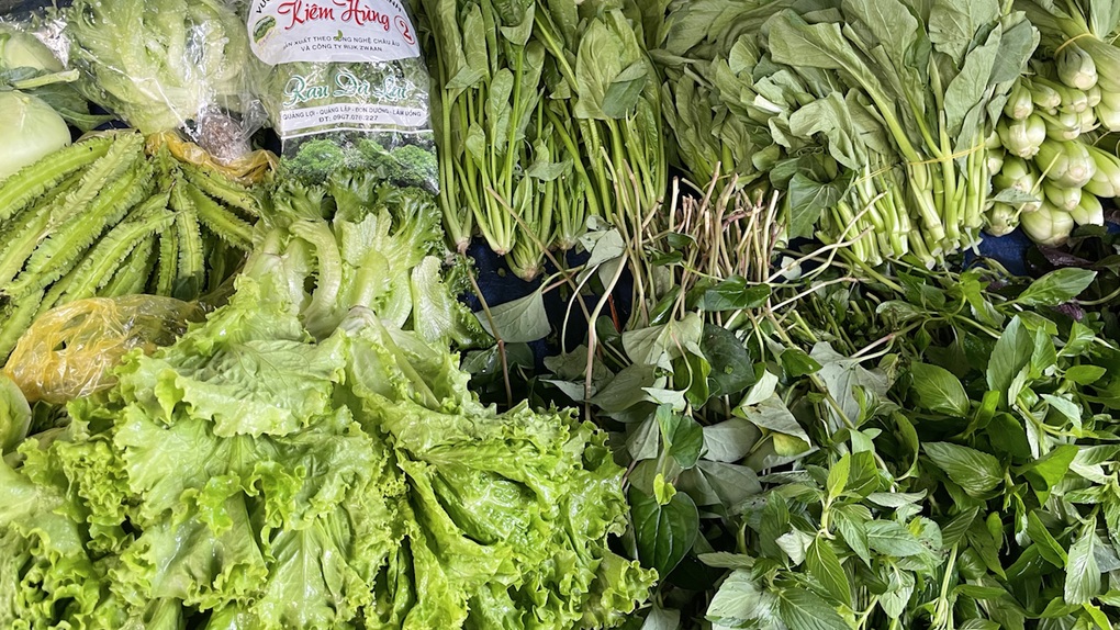 Giá rau tăng sốc, chuyên gia cảnh báo mặt bằng giá mới đang hình thành - 2