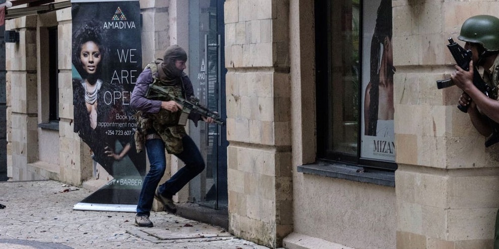 Anh vô tình để lộ lực lượng biệt kích tuyệt mật - 1