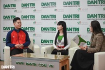 VĐV Phạm Quang Huy và CEO Nguyễn Thị Thu Hoa giao lưu cùng độc giả Dân trí
