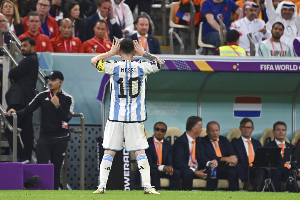 Messi hối hận vì chế nhạo HLV Van Gaal tại World Cup 2022 - 1 Messi hối hận vì chế nhạo HLV Van Gaal tại World Cup 2022 - 1