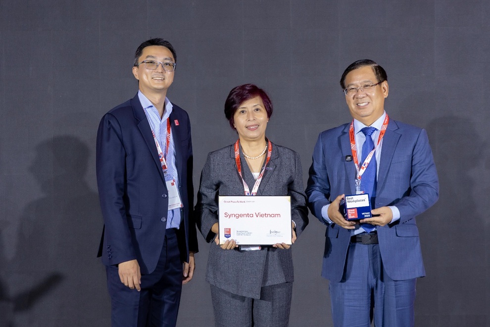 Bảng xếp hạng 25 nơi làm việc xuất sắc hàng đầu Việt Nam 2025 - 2 Bảng xếp hạng 25 nơi làm việc xuất sắc hàng đầu Việt Nam 2025 - 2