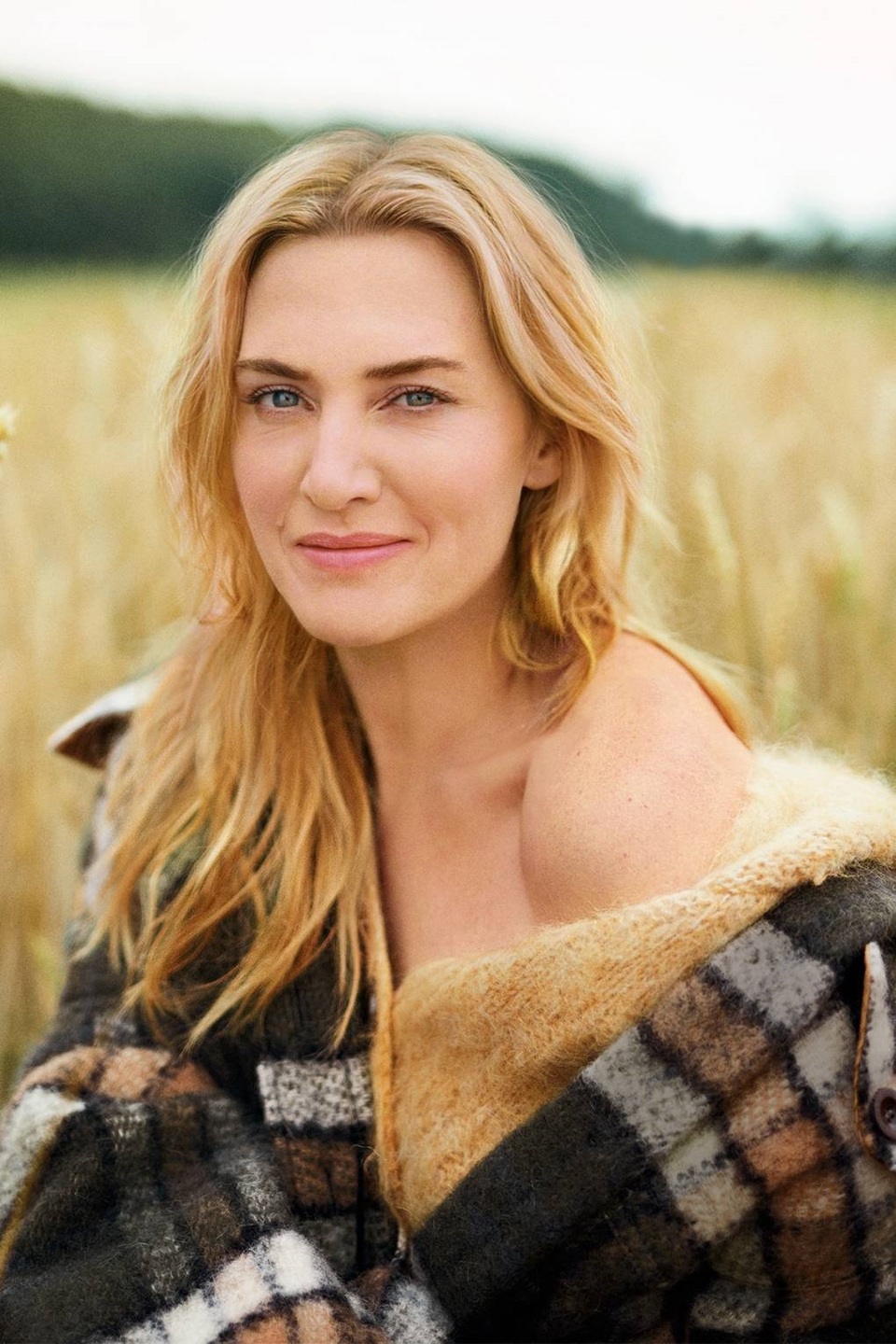 Lý do Kate Winslet nằm trong cốp xe xem nữ diễn viên 19 tuổi đóng cảnh nóng - 1 Lý do Kate Winslet nằm trong cốp xe xem nữ diễn viên 19 tuổi đóng cảnh nóng - 1