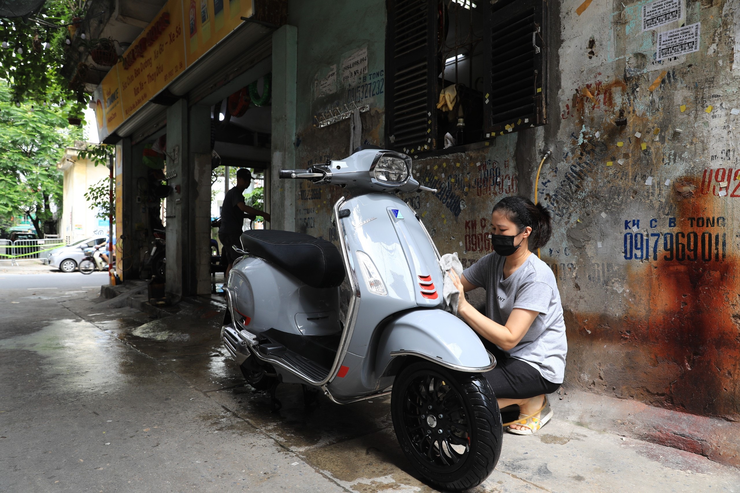 Ngày đầu hàng quán 19 quận huyện ở Hà Nội được mở cửa bán mang về - 10 Ngày đầu hàng quán 19 quận huyện ở Hà Nội được mở cửa bán mang về - 10