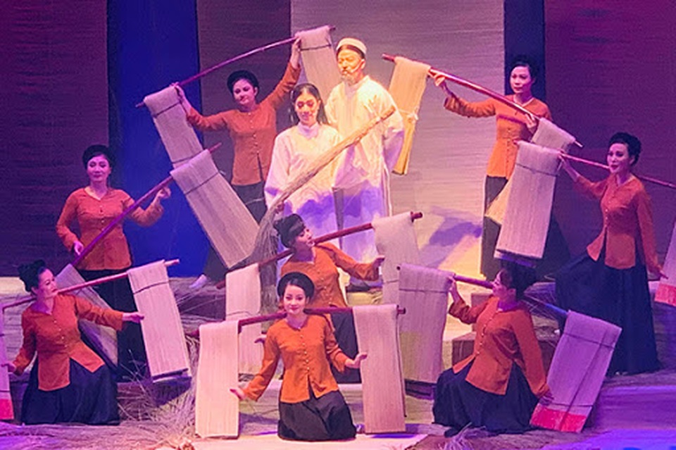 Nhà hát rục rịch “sáng đèn” nhưng canh cánh nỗi lo doanh thu - 2 Nhà hát rục rịch “sáng đèn” nhưng canh cánh nỗi lo doanh thu - 2