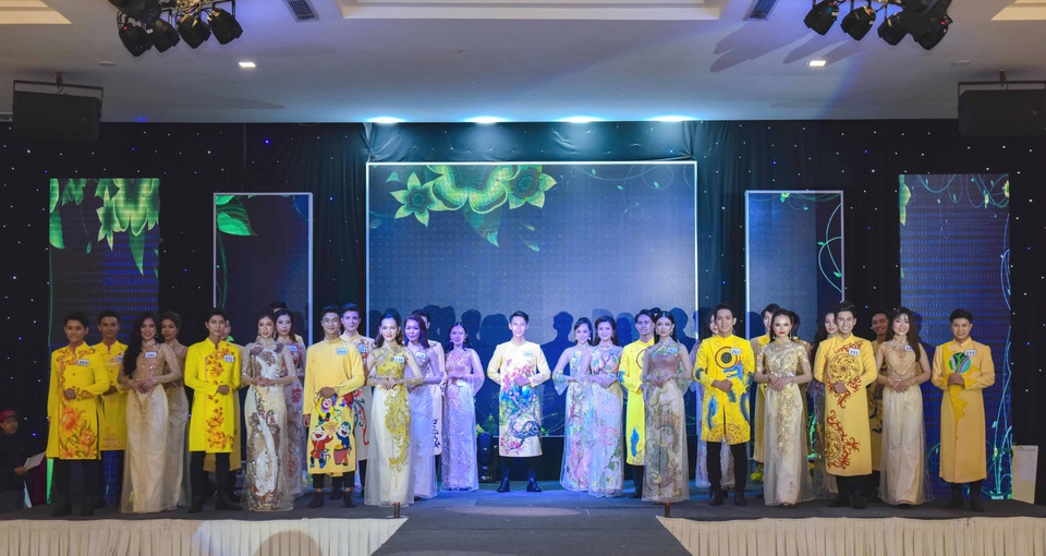 Anika Trinh Trinh đăng quang Hoa khôi Gương mặt Thời trang Mùa Xuân - 3 Anika Trinh Trinh đăng quang Hoa khôi Gương mặt Thời trang Mùa Xuân - 3