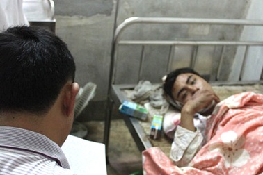 4 “cẩu tặc” bị vây đánh suýt chết 