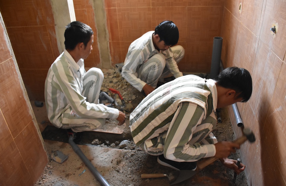 Gia Lai: Dạy nghề, chỉ việc cho hàng ngàn phạm nhân - 4 Gia Lai: Dạy nghề, chỉ việc cho hàng ngàn phạm nhân - 4