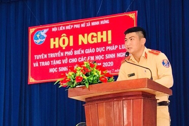 CSGT 9X làm cộng đồng mạng “dậy sóng” vì cách hành xử đẹp mùa Covid-19