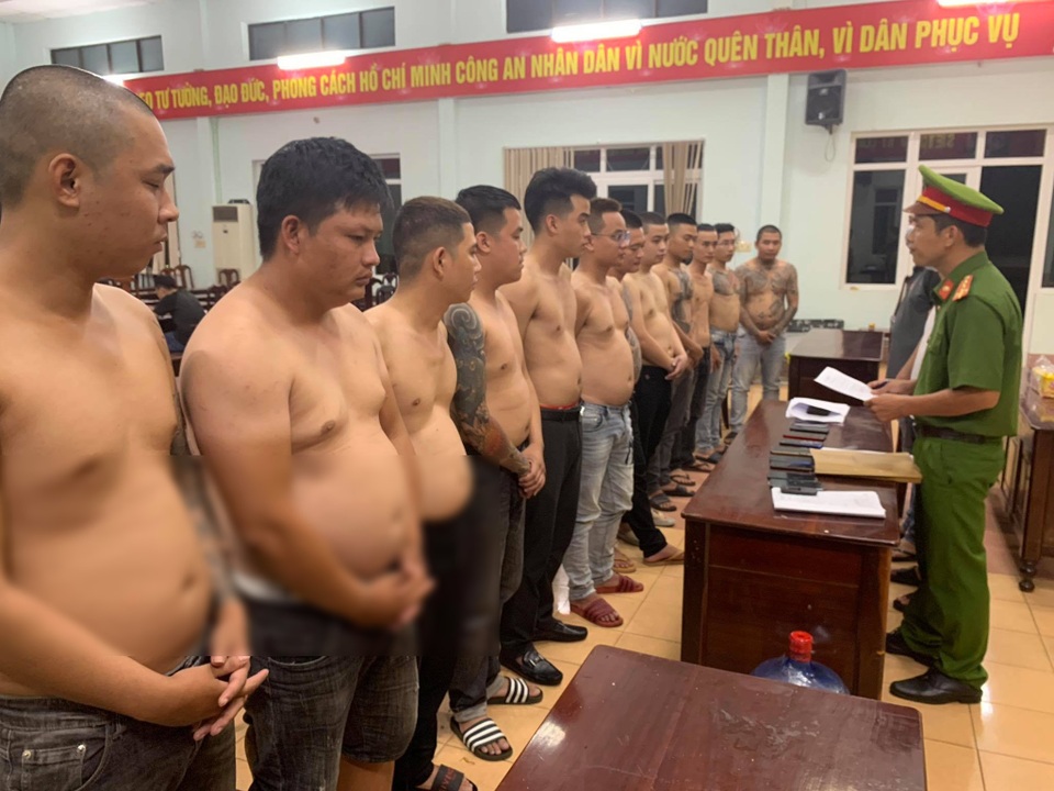 Triệt xóa nhóm tín dụng đen từ phía Bắc vào Đắk Lắk cho vay - 1 Triệt xóa nhóm tín dụng đen từ phía Bắc vào Đắk Lắk cho vay - 1