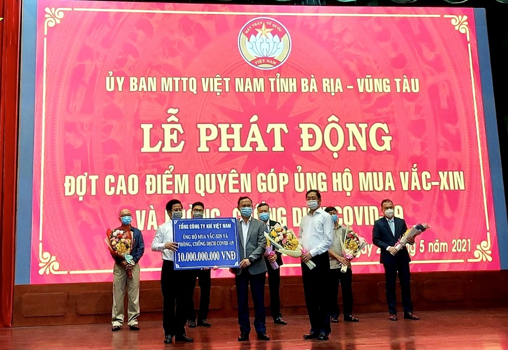 PV GAS tiếp tục ủng hộ 20 tỷ đồng, đồng hành cùng các tỉnh thành phòng chống Covid-19 - 2 PV GAS tiếp tục ủng hộ 20 tỷ đồng, đồng hành cùng các tỉnh thành phòng chống Covid-19 - 2